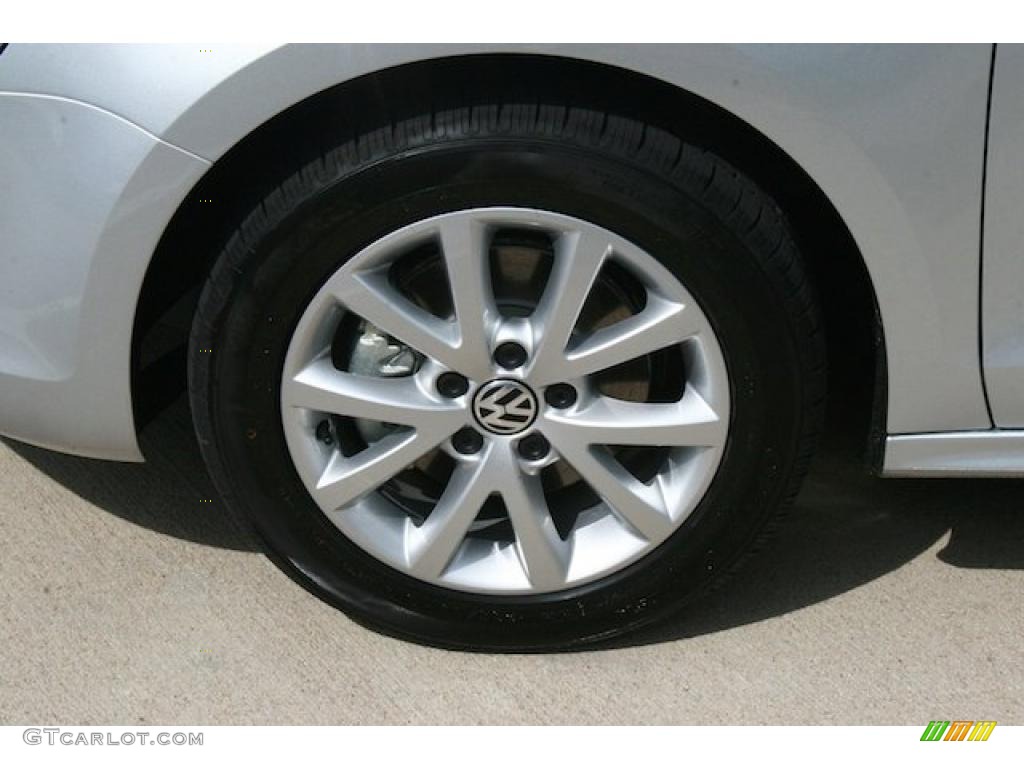 2011 Volkswagen Jetta SE Sedan Wheel Photo #38544483