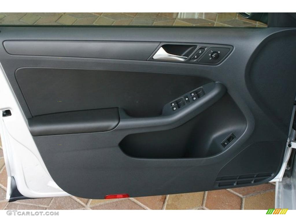2011 Volkswagen Jetta SE Sedan Titan Black Door Panel Photo #38544511