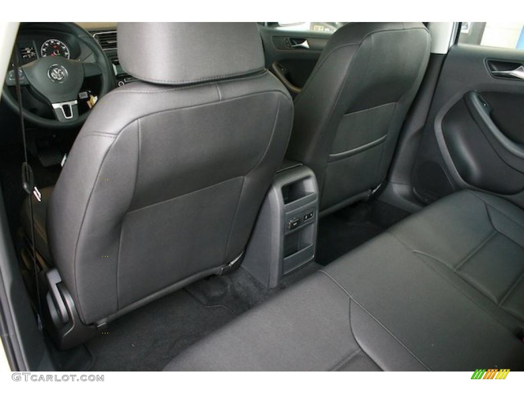Titan Black Interior 2011 Volkswagen Jetta SE Sedan Photo #38544547