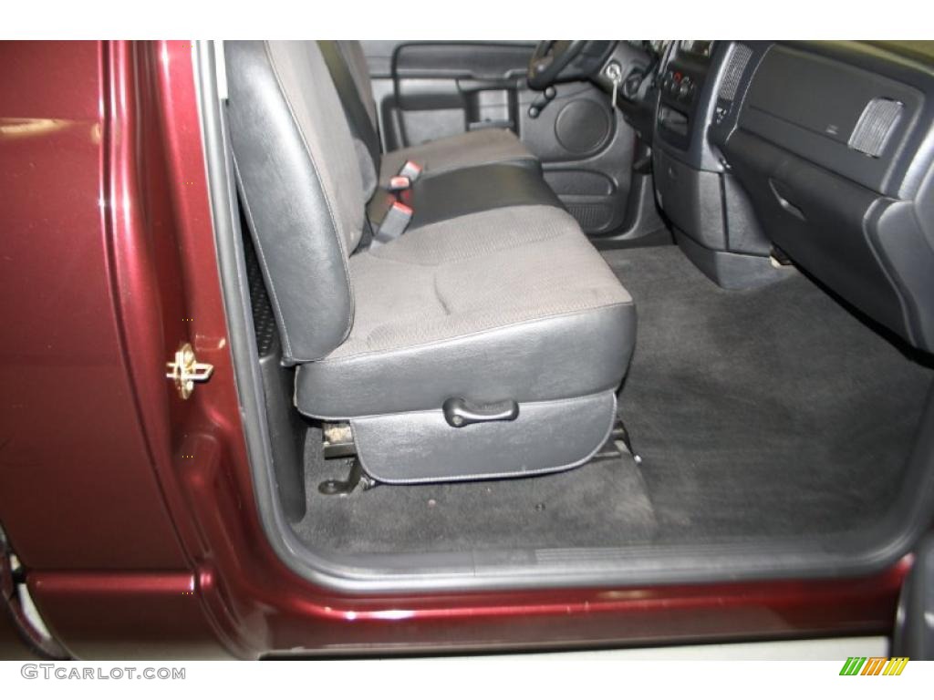 2005 Ram 1500 ST Regular Cab - Deep Molten Red Pearl / Dark Slate Gray photo #10
