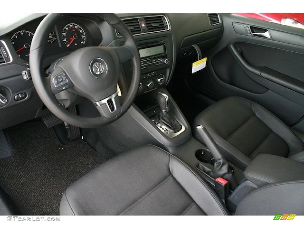 Titan Black Interior 2011 Volkswagen Jetta SE Sedan Photo #38545143
