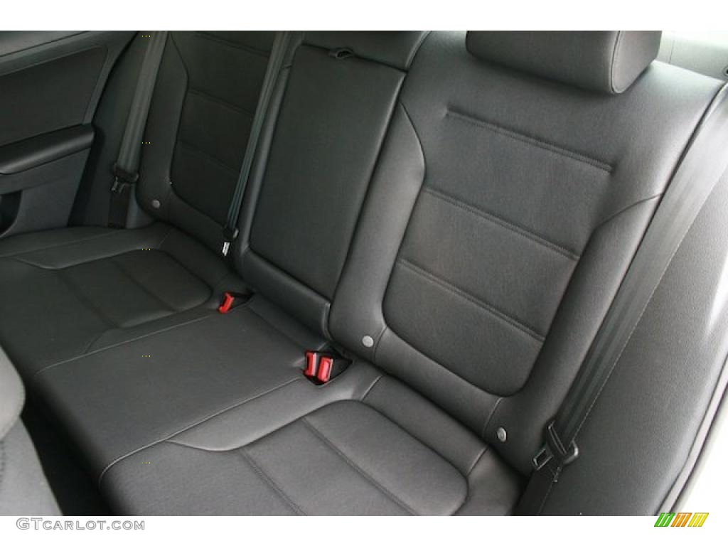 Titan Black Interior 2011 Volkswagen Jetta SE Sedan Photo #38545191