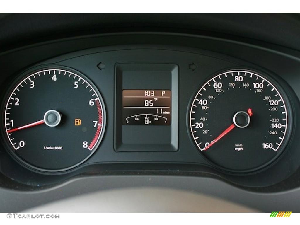 2011 Volkswagen Jetta SE Sedan Gauges Photo #38545203