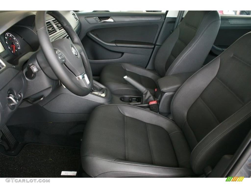 Titan Black Interior 2011 Volkswagen Jetta SE Sedan Photo #38545263