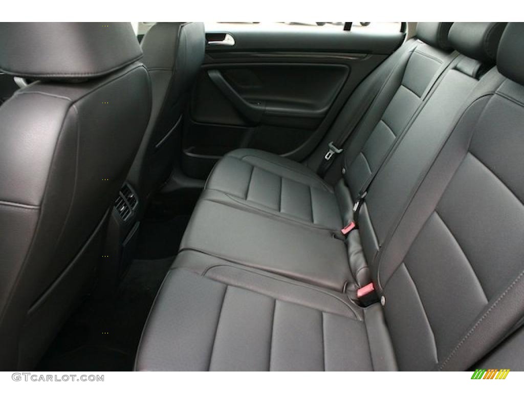 Titan Black Interior 2011 Volkswagen Jetta TDI SportWagen Photo #38545691