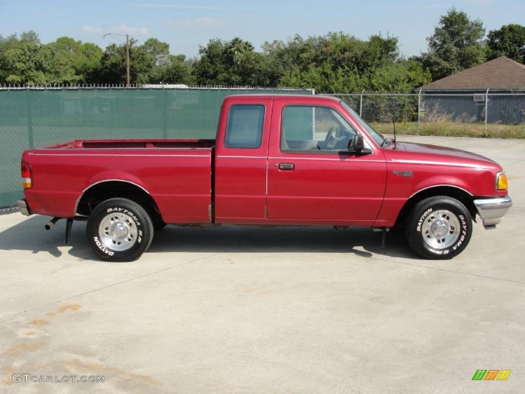 1996 Ranger XLT SuperCab - Electric Currant Red Pearl Metallic / Gray photo #2