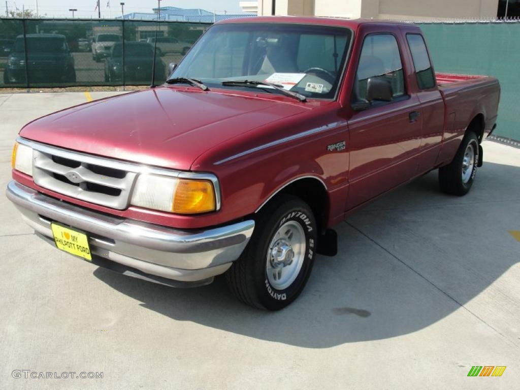 1996 Ranger XLT SuperCab - Electric Currant Red Pearl Metallic / Gray photo #7