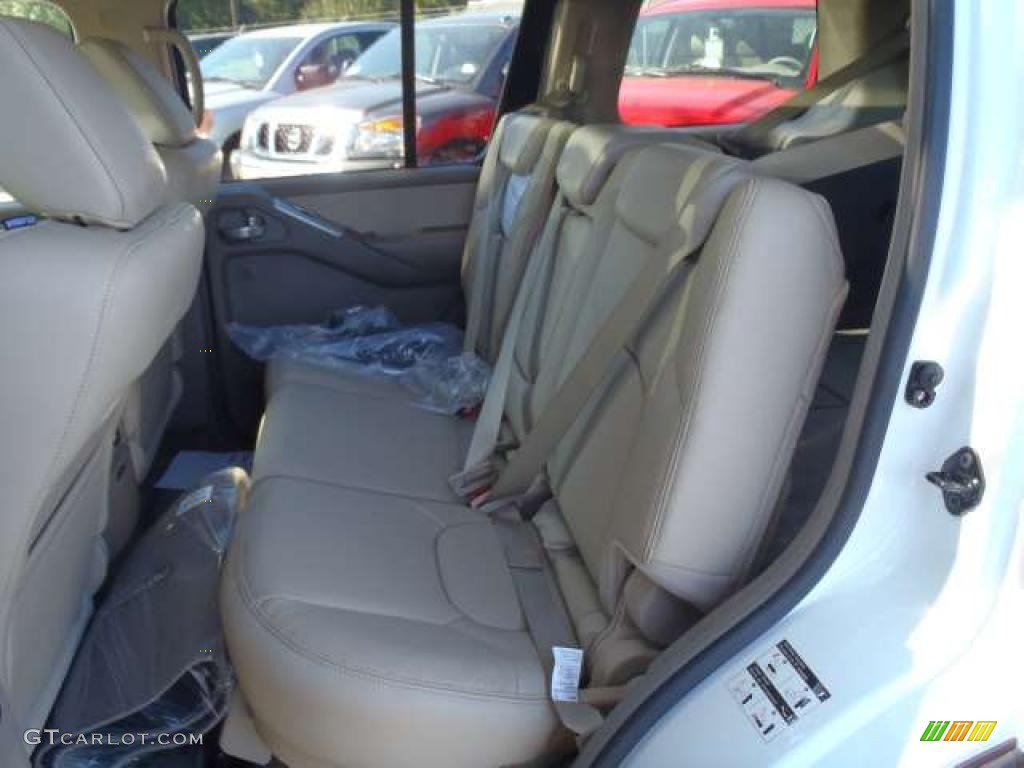 Cafe Latte Interior 2011 Nissan Pathfinder Silver Photo #38551341