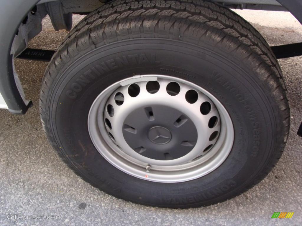2010 Mercedes-Benz Sprinter 2500 High Roof Cargo Van Wheel Photo #38551957