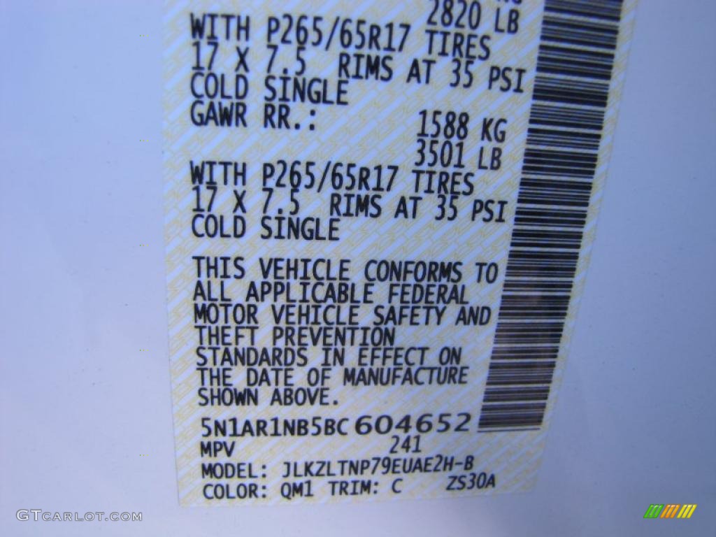 2011 Pathfinder Color Code QM1 for Avalanche White Photo #38553273