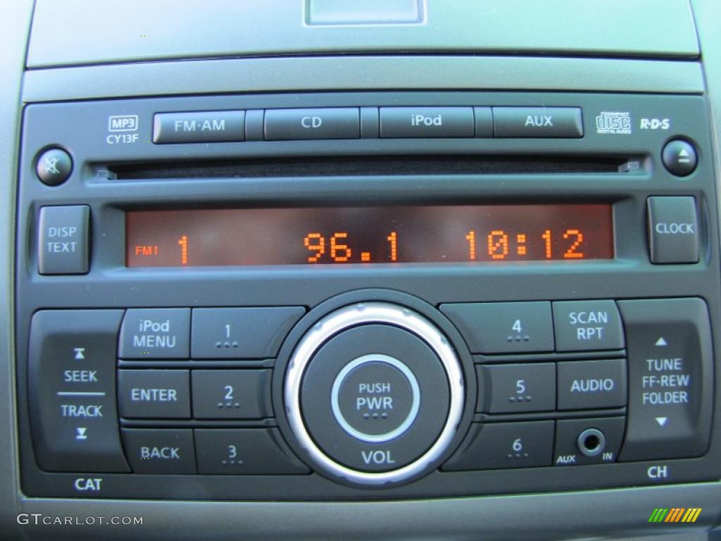 2011 Nissan Sentra 2.0 SR Controls Photo #38553505