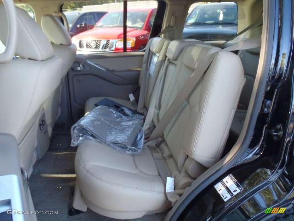 Cafe Latte Interior 2011 Nissan Pathfinder Silver Photo #38554245