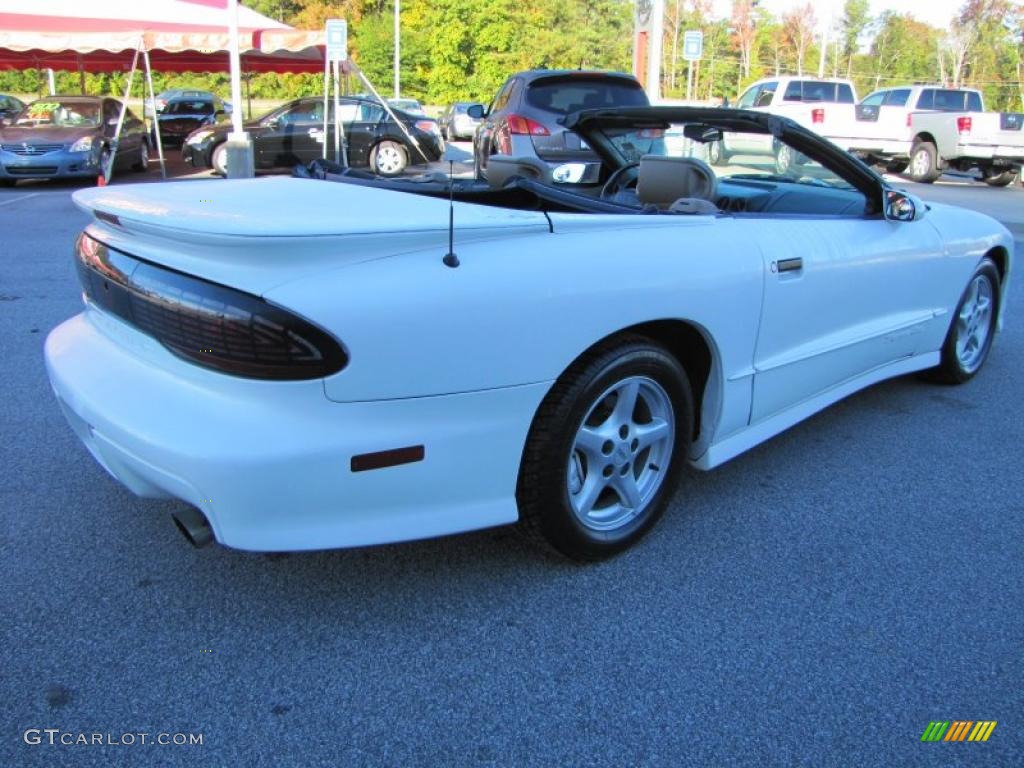 1995 Firebird Convertible - Bright White / Medium Beige photo #5