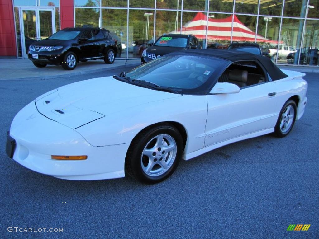 1995 Firebird Convertible - Bright White / Medium Beige photo #18