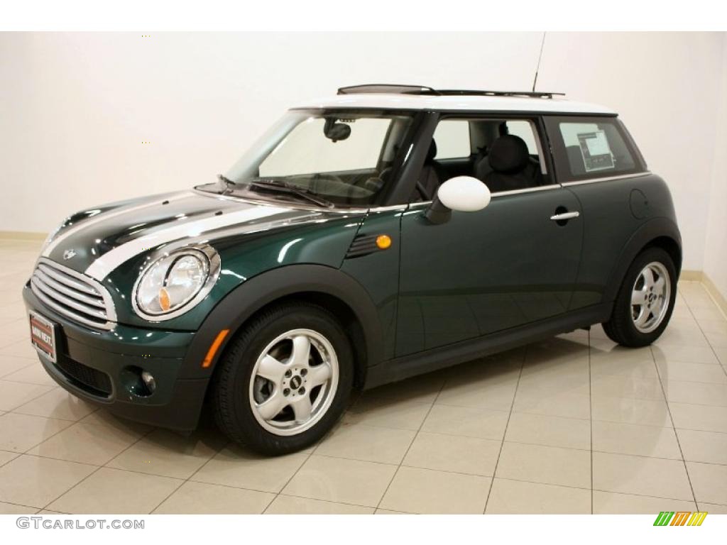 2010 Cooper Hardtop - British Racing Green Metallic / Grey/Carbon Black photo #3