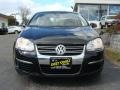 Black - Jetta SE Sedan Photo No. 2