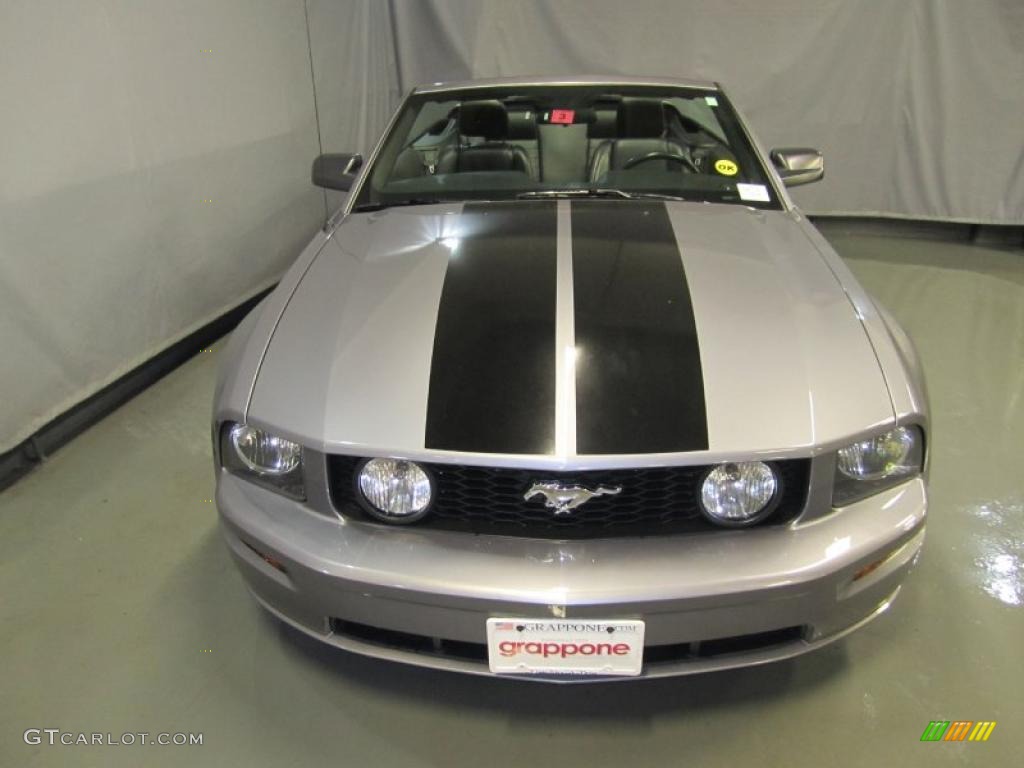 2007 Mustang GT Premium Convertible - Tungsten Grey Metallic / Dark Charcoal photo #2