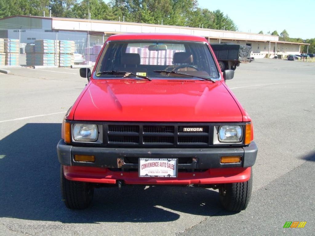 1986 4Runner 4x4 - Bright Red / Dark Beige photo #3