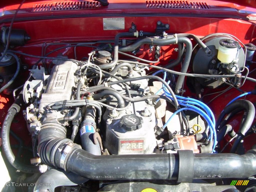 1986 Toyota 4Runner 4x4 2.4 Liter SOHC 8-Valve 22R 4 Cylinder Engine Photo #38563797