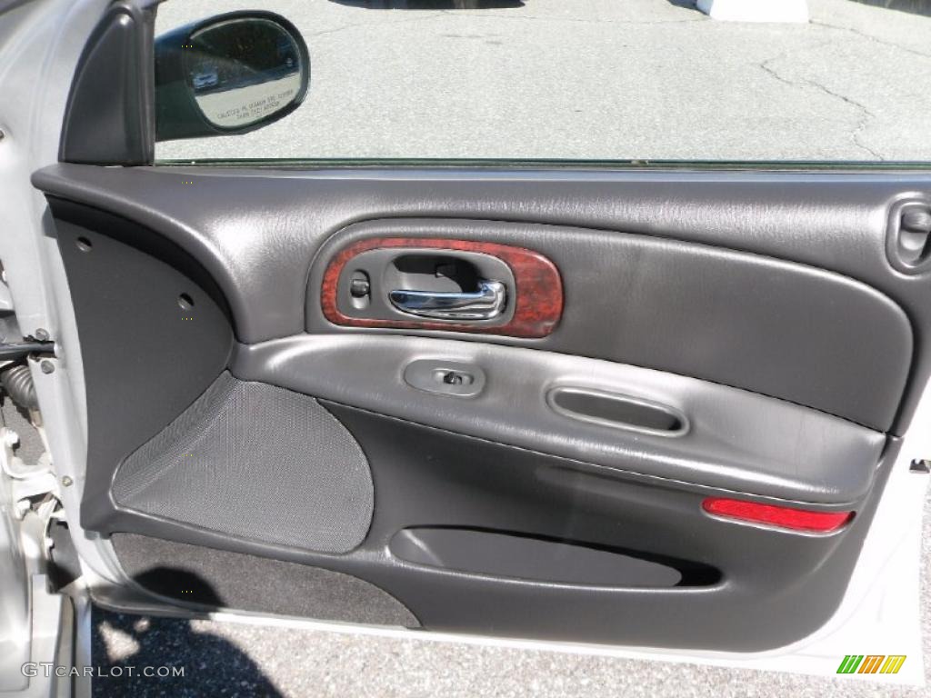 2004 Chrysler Concorde LX Dark Slate Gray Door Panel Photo #38564053