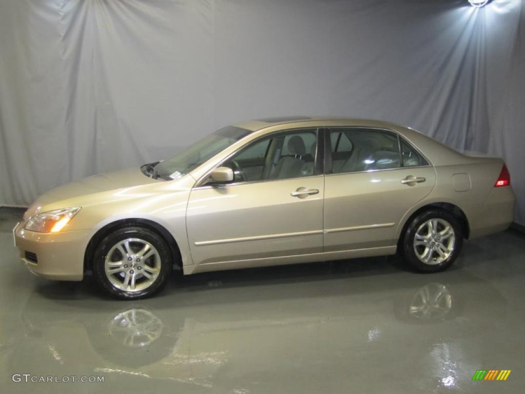 2006 Accord EX Sedan - Desert Mist Metallic / Ivory photo #3