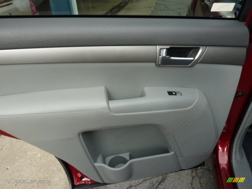 2009 Kia Borrego LX V6 4x4 Gray Door Panel Photo #38566545