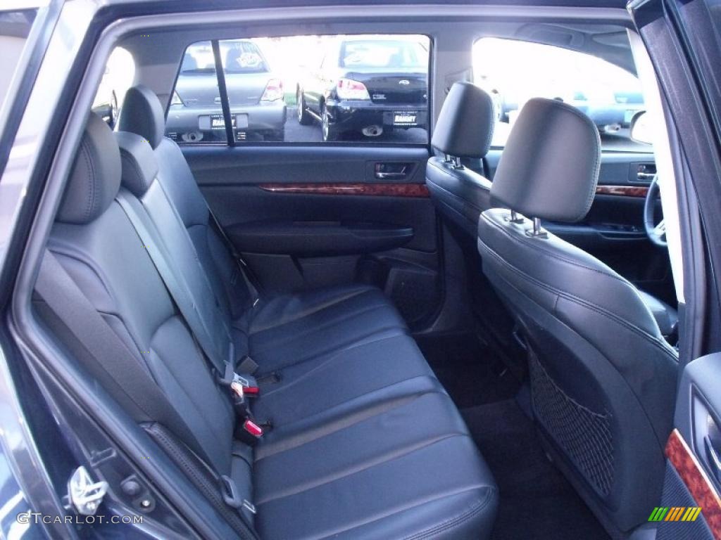 Off Black Interior 2010 Subaru Outback 2.5i Limited Wagon Photo #38566893