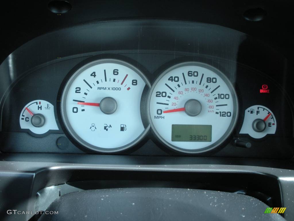 2007 Escape XLS - Red / Gray photo #10