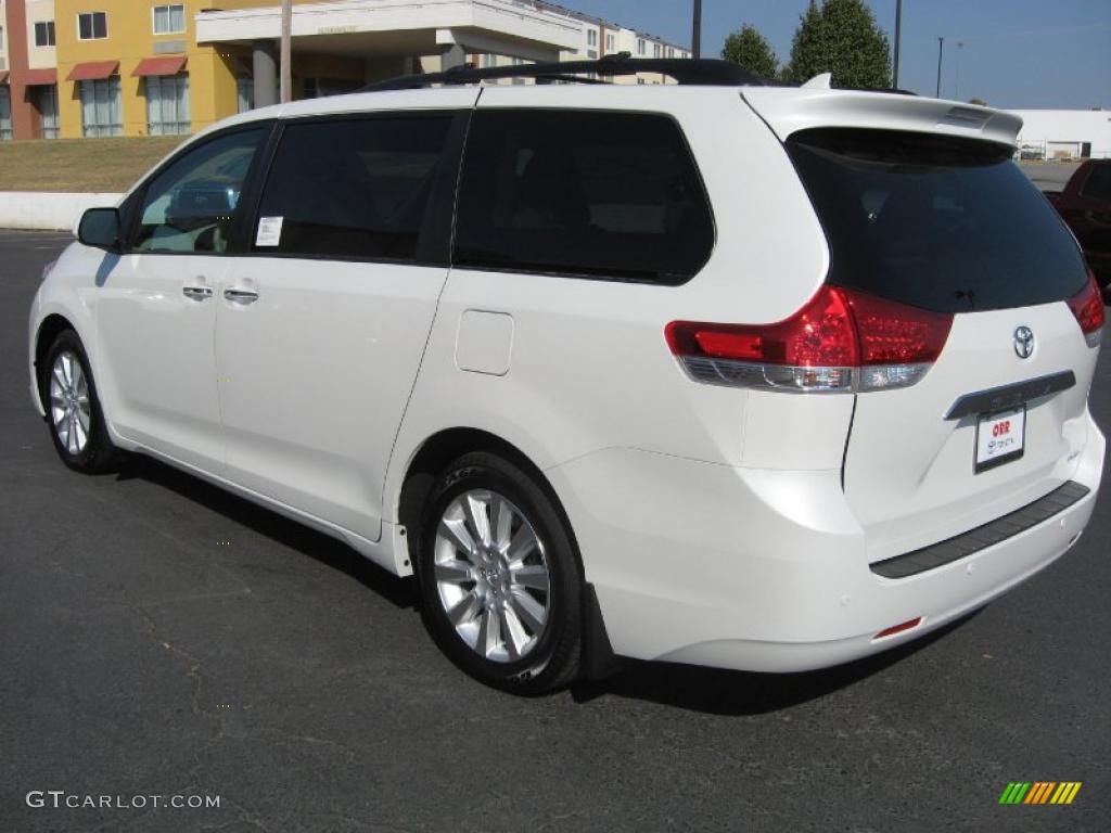 2011 Sienna Limited - Super White / Bisque photo #4