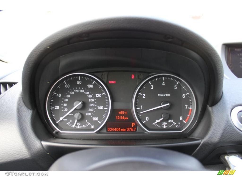 2009 BMW 1 Series 135i Coupe Gauges Photo #38569262