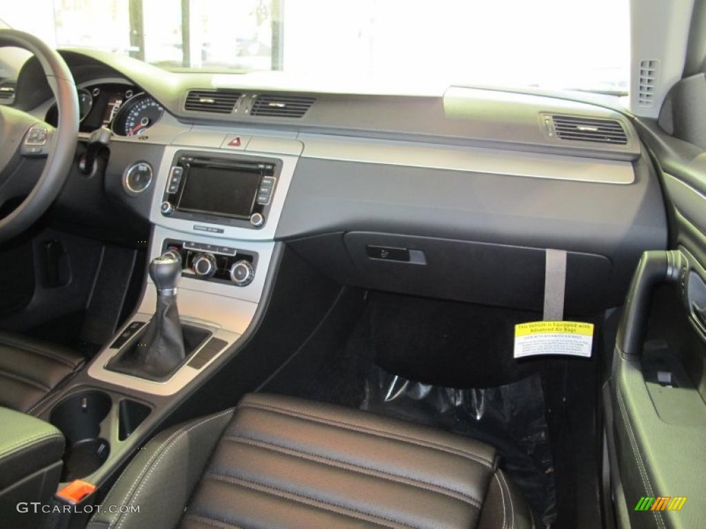 Black Interior 2010 Volkswagen CC Sport Photo #38570220