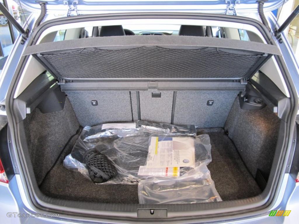 2010 Volkswagen Golf 2 Door Trunk Photo #38570476