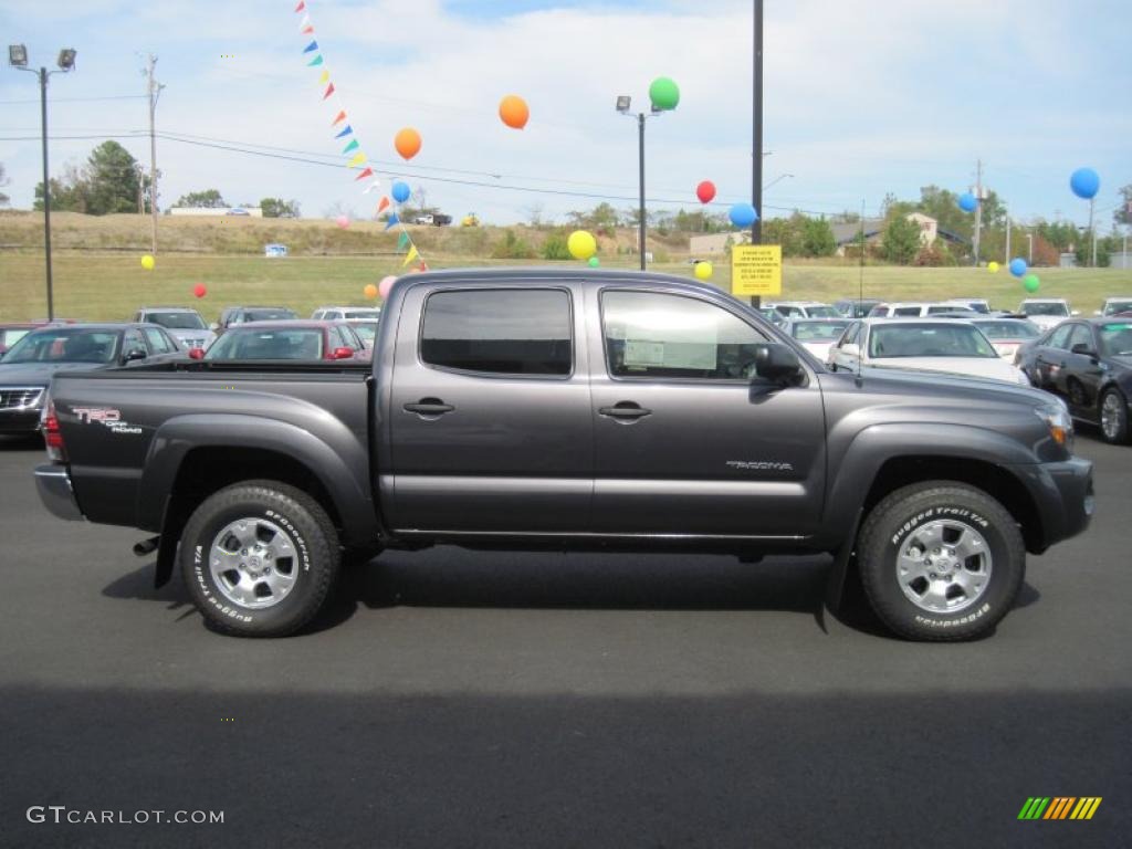 Magnetic Gray Metallic 2011 Toyota Tacoma V6 TRD Double Cab 4x4 Exterior Photo #38572164