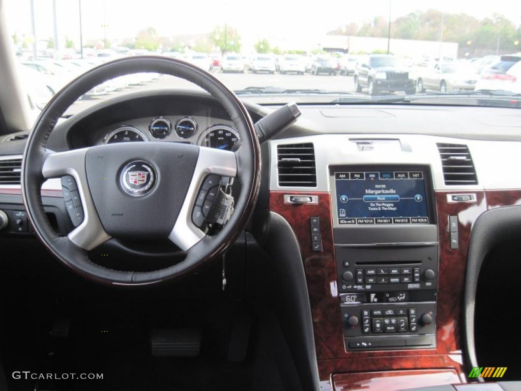 2011 Cadillac Escalade Luxury AWD Ebony/Ebony Dashboard Photo #38573776