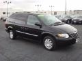 2007 Brilliant Black Crystal Pearl Chrysler Town & Country Touring  photo #2