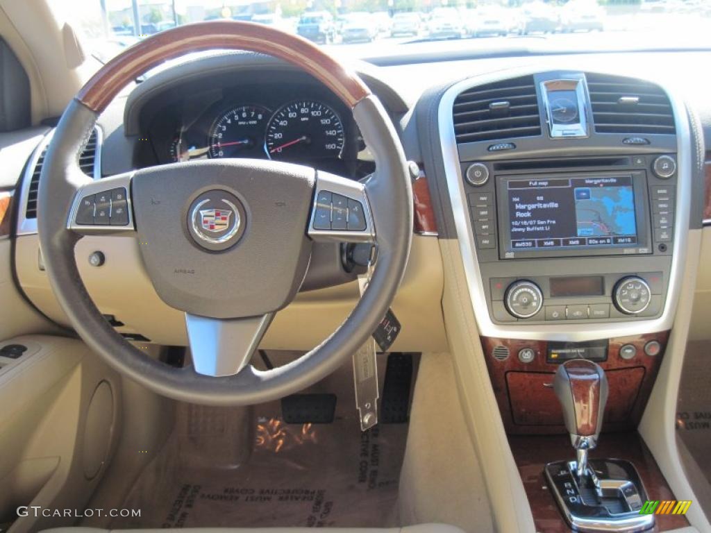 2008 Cadillac SRX 4 V8 AWD Cashmere/Cocoa Dashboard Photo #38575556