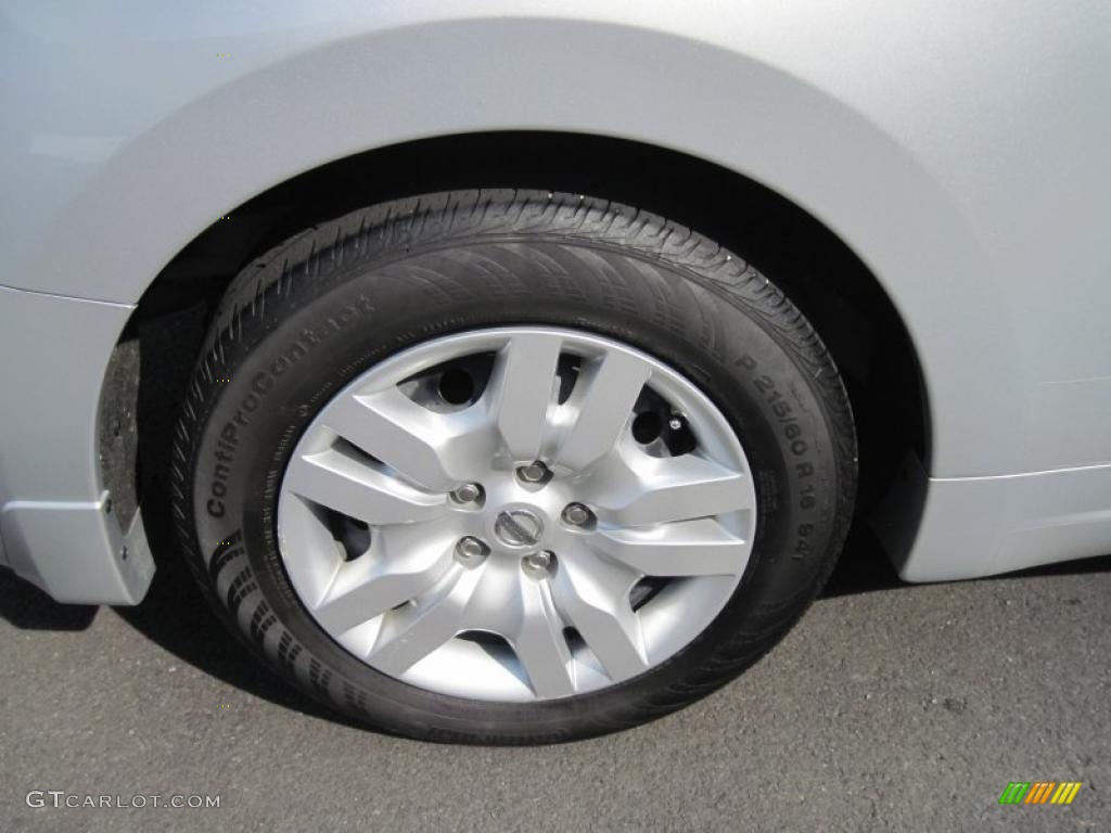 2009 Altima 2.5 S Coupe - Radiant Silver Metallic / Charcoal photo #11
