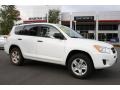 Super White - RAV4 4WD Photo No. 1