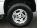 2005 Chevrolet Suburban 1500 LS Wheel and Tire Photo