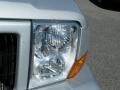 2006 Bright Silver Metallic Jeep Commander   photo #9