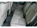 2011 Alaska White Land Rover LR4 HSE LUX  photo #4