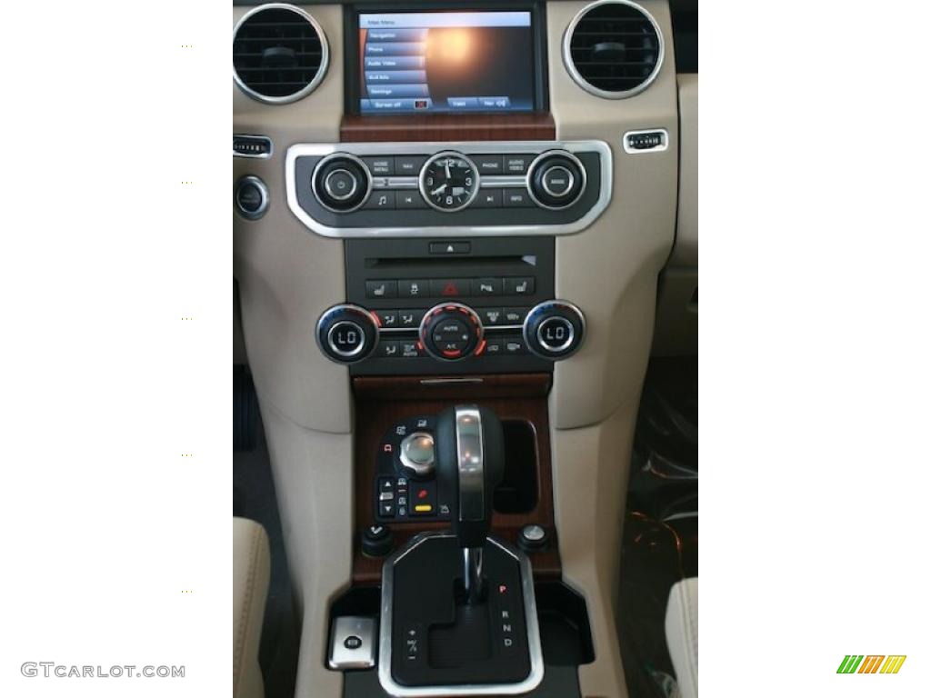 2011 Land Rover LR4 HSE LUX Controls Photo #38578616