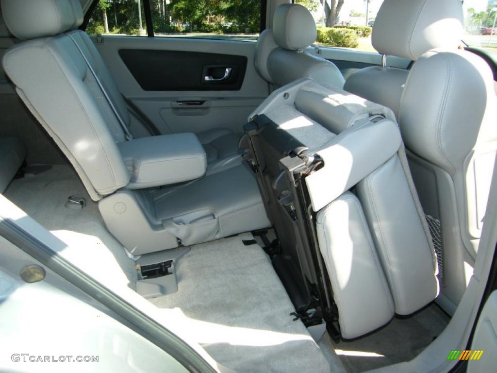 Light Gray Interior 2004 Cadillac SRX V6 Photo #38578872