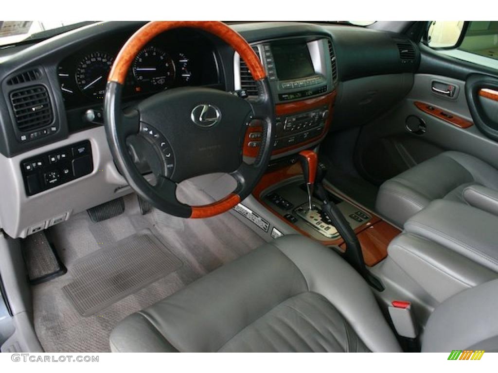 Gray Interior 2004 Lexus LX 470 Photo #38579000