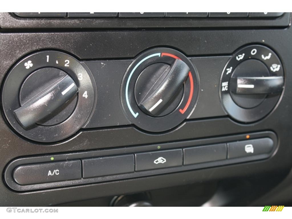 2004 F150 XLT SuperCab 4x4 - Dark Toreador Red Metallic / Dark Flint photo #19