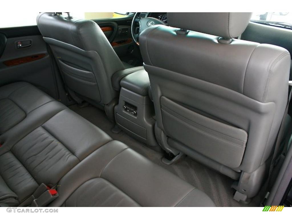 Gray Interior 2004 Lexus LX 470 Photo #38579196