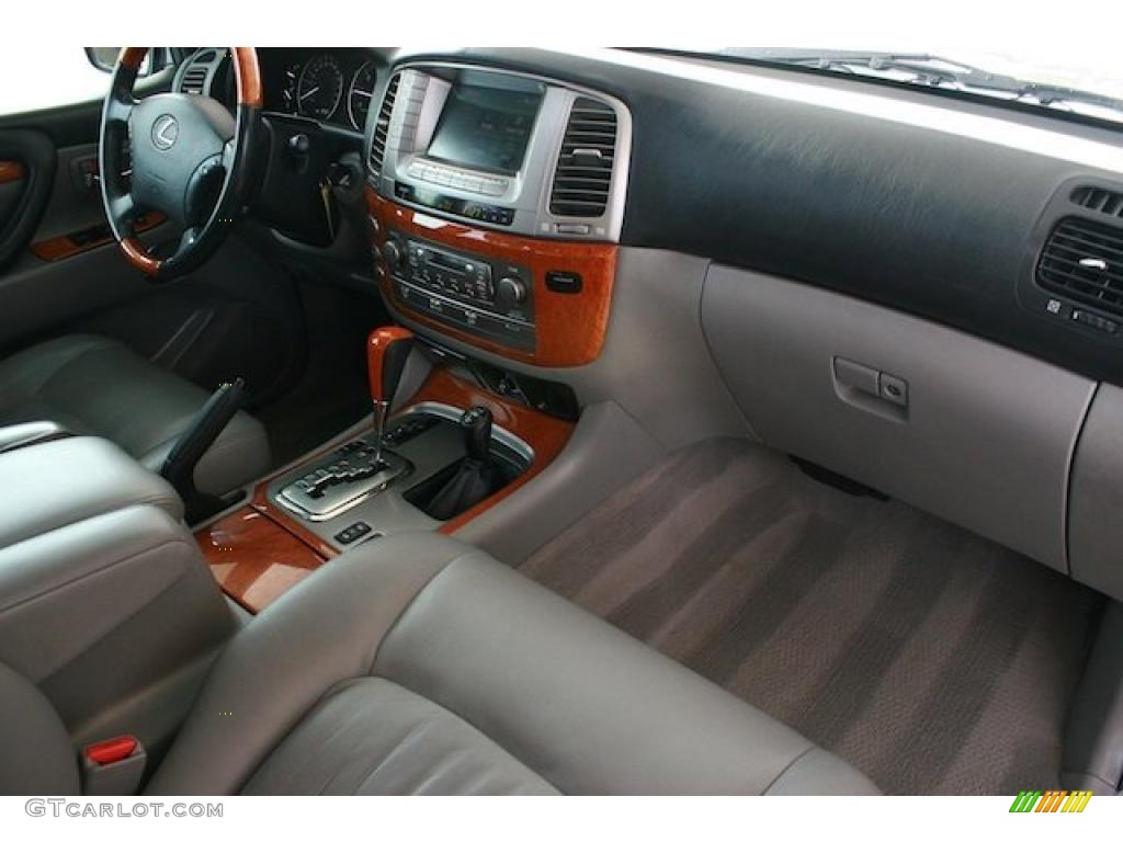 Gray Interior 2004 Lexus LX 470 Photo #38579240