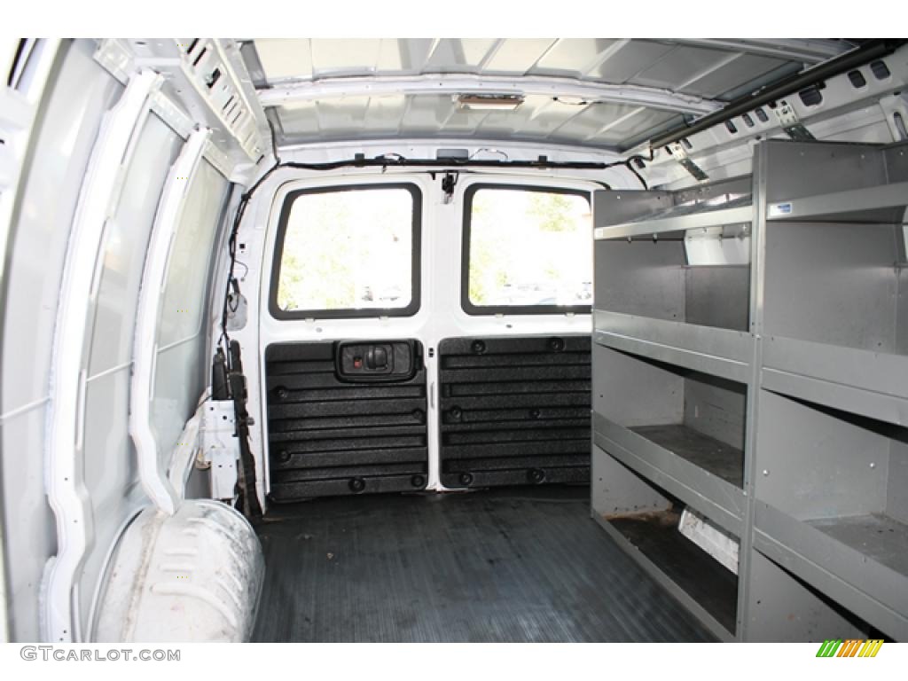 2007 Chevrolet Express 2500 Extended Commercial Van Trunk Photo #38579656