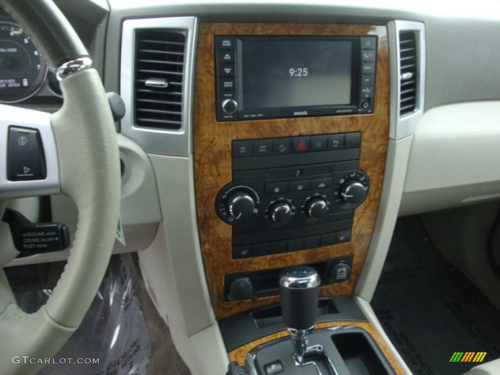 2008 Jeep Grand Cherokee Limited 4x4 Navigation Photo #38579948