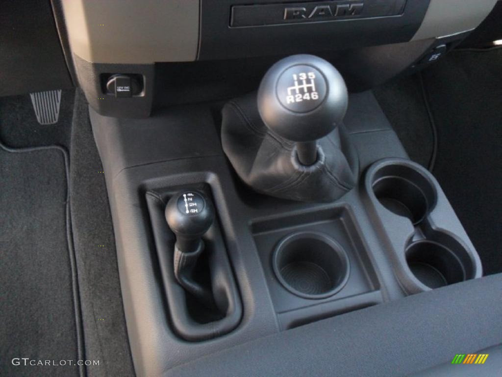 2011 Dodge Ram 2500 HD ST Crew Cab 4x4 6 Speed Manual Transmission Photo #38585981